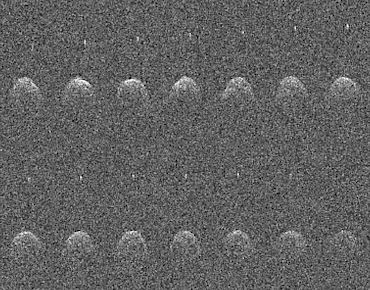 Radarové snímky binárního systému Didymos A i B (z roku 2003)  FOTO: NASA